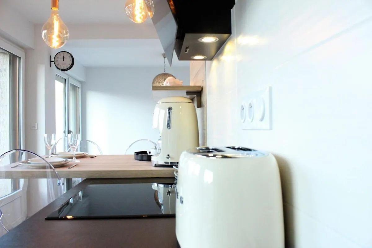 Apartment Art Bay 2 Velos Parking Annecy